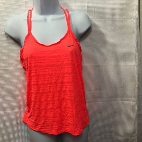 Nike red tank top size XS…0328 - Picture 1 of 3